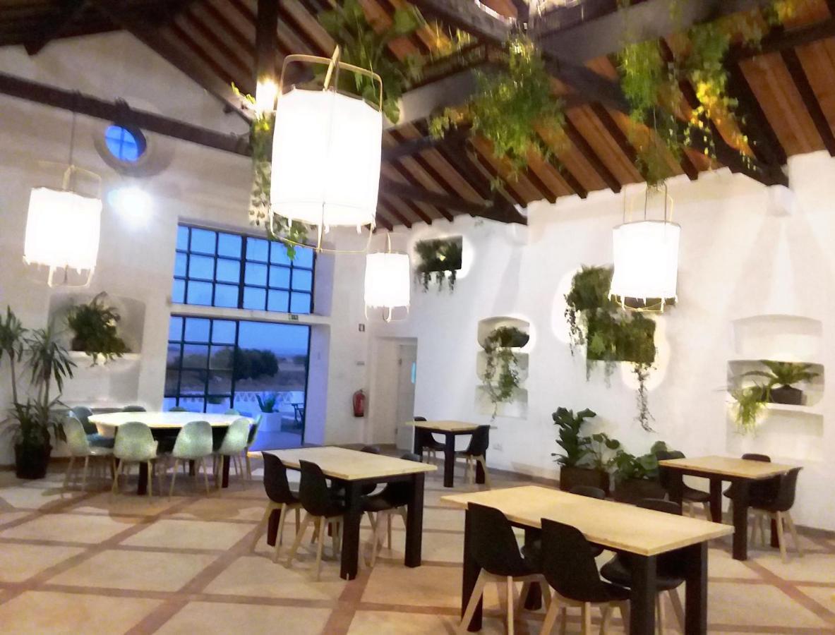Lodge Monte Do Sobral Alcacovas Exterior photo