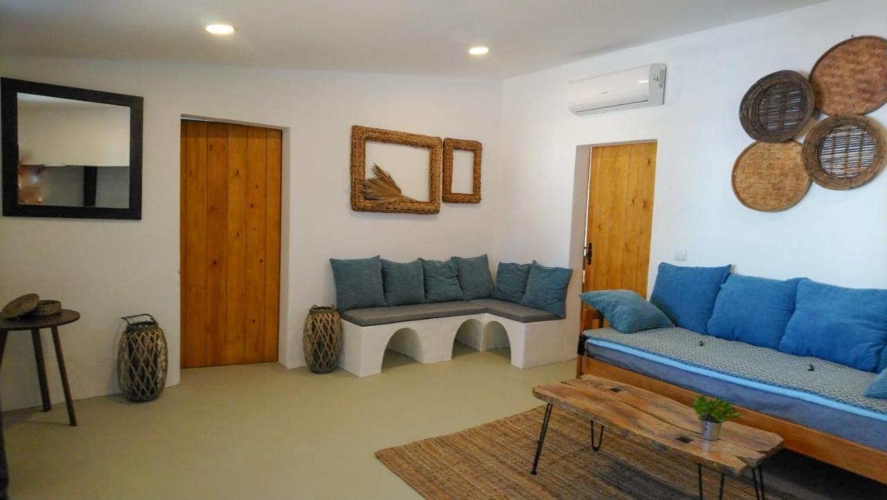 Lodge Monte Do Sobral Alcacovas Exterior photo