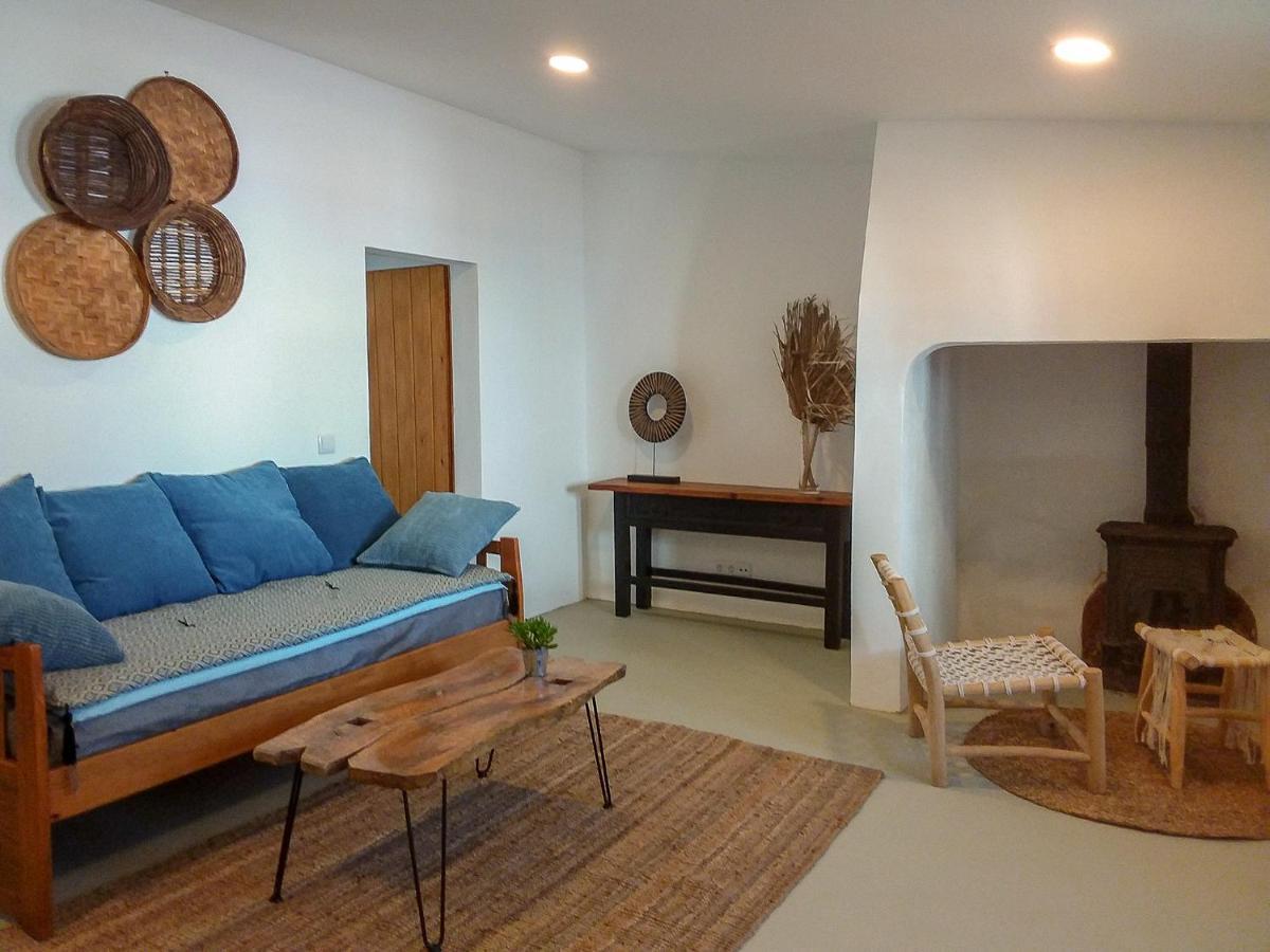 Lodge Monte Do Sobral Alcacovas Exterior photo